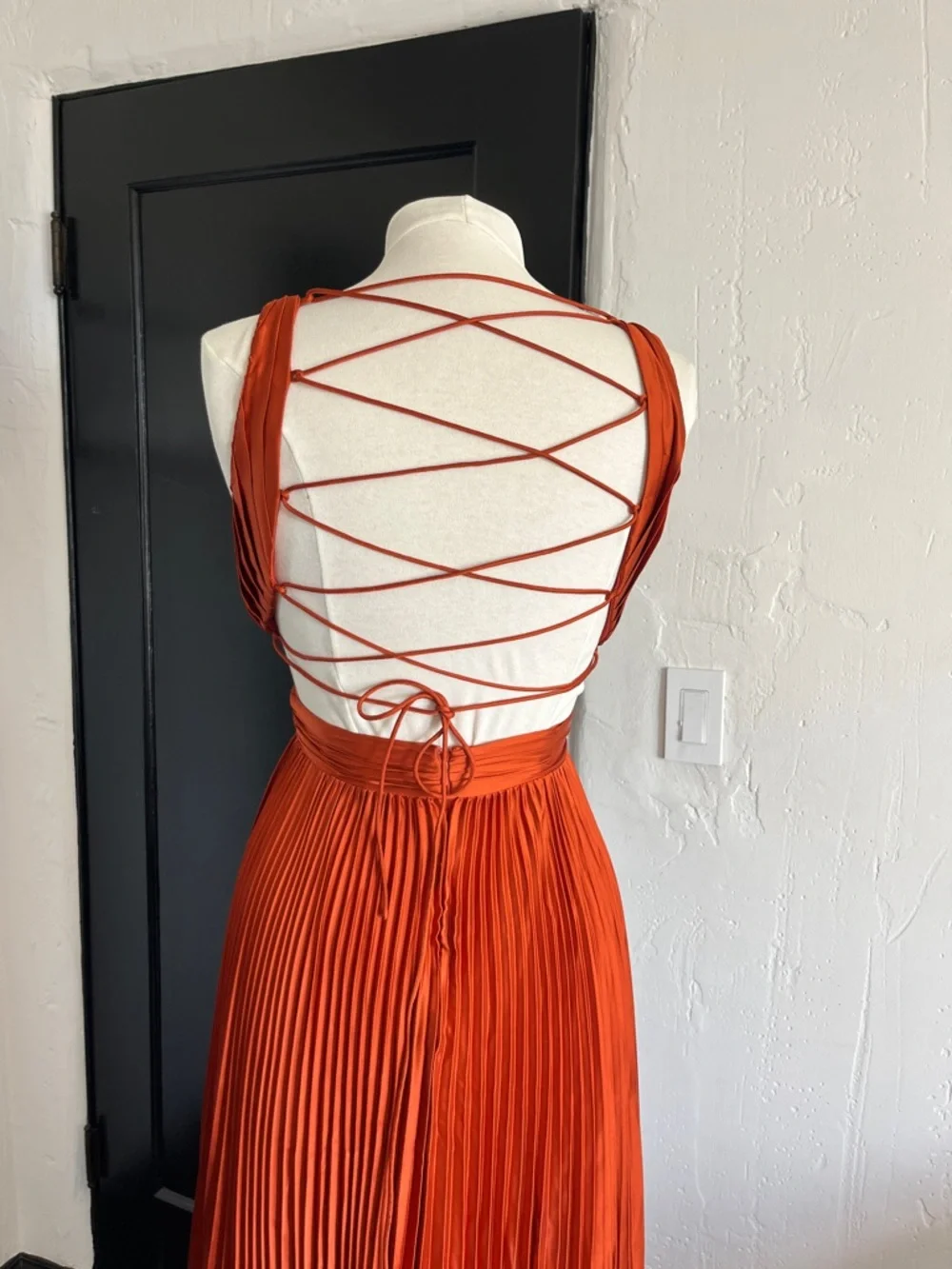Mac Duggal Burnt Orange Pleated V-Neck Maxi Dress - Picture 3 of 7